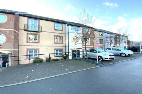 18 Normanton Spring Close, Sheffield, S13 7BW