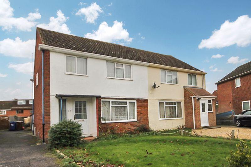Lock Crescent KIDLINGTON 3 bed semidetached house £350,000