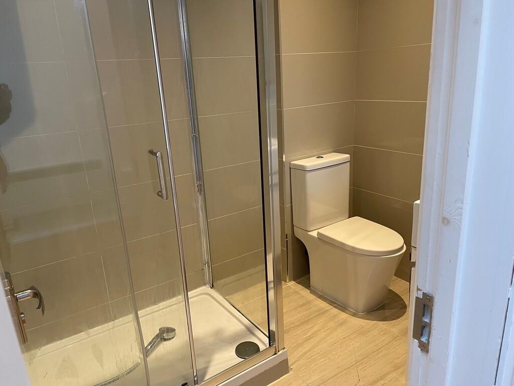 W/C Shower
