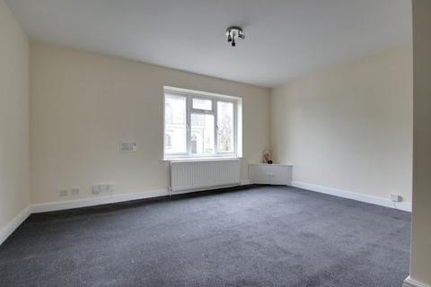 1 bedroom flat to rent - St Michaels Court, Stone