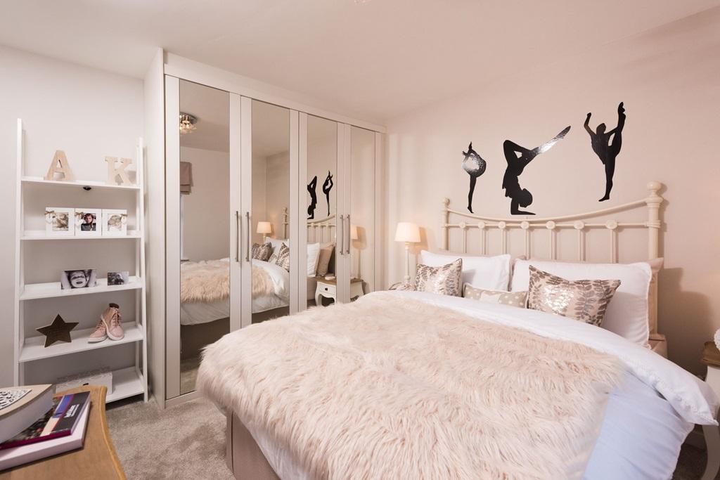 Girls bedroom