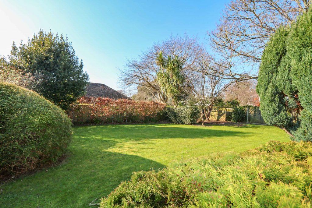 St Catherines Road, Hayling Island 5 bed detached house £980,000