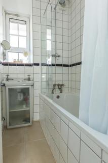 2 bedroom apartment to rent, Santley House, London SE1