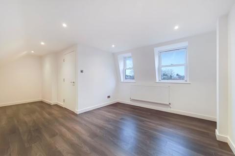 3 bedroom apartment for sale - East Street, Bromley
