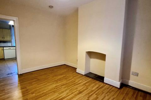 2 bedroom terraced house to rent - Alma Street, Buxton
