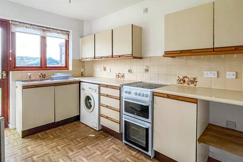 18 Maes Derw, Llanfechain, SY22 6XN