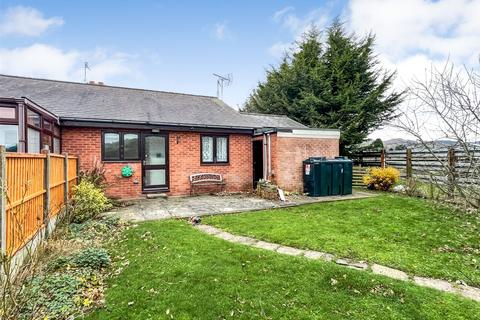 18 Maes Derw, Llanfechain, SY22 6XN