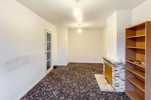 18 Maes Derw, Llanfechain, SY22 6XN