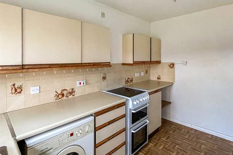18 Maes Derw, Llanfechain, SY22 6XN