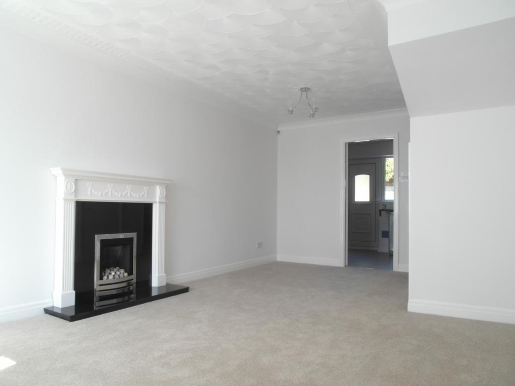 Harrier Way, Morley, LS27 2 bed semidetached house £825 pcm (£190 pw)