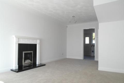 2 bedroom semi-detached house to rent, Harrier Way, Morley, LS27