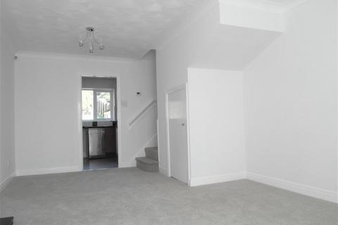 2 bedroom semi-detached house to rent, Harrier Way, Morley, LS27