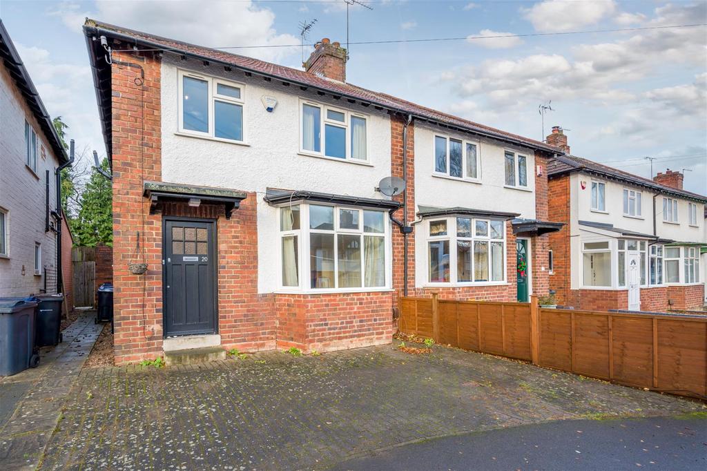 Wentworth Park Avenue, Harborne, Birmingham, B17 9QU 3 bed semi