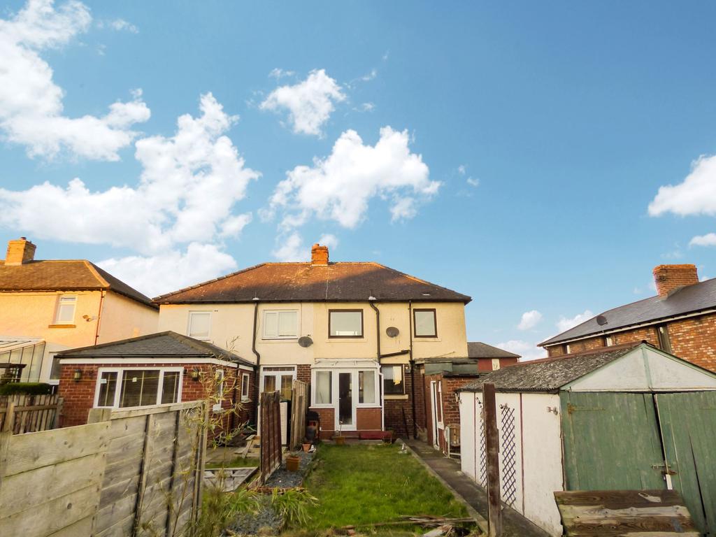 York Road, Alnwick, Northumberland... 3 bed semidetached house £90,000