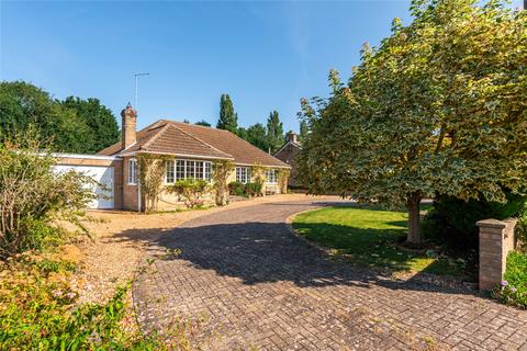 4 bedroom bungalow for sale, The Avenue, Bletsoe, Bedfordshire, MK44