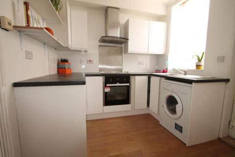 1 bedroom end of terrace house to rent, 2 , Winchester Terrace, Sherwood, Nottingham , NG5 4AG