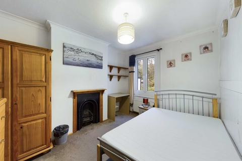 11 Glenview Gardens, Hemel Hempstead, HP1 1TF
