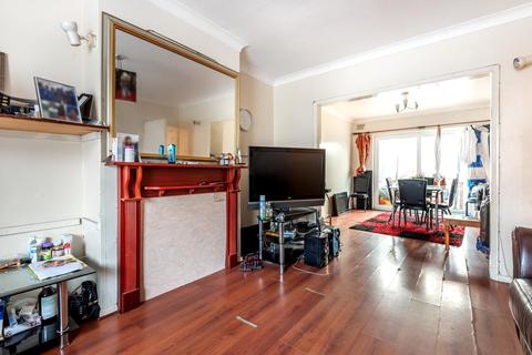 5 Huxbear Street, London, SE4 1EA