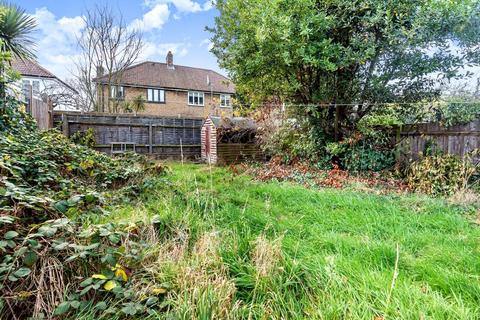 5 Huxbear Street, London, SE4 1EA