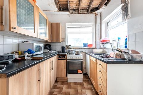 5 Huxbear Street, London, SE4 1EA