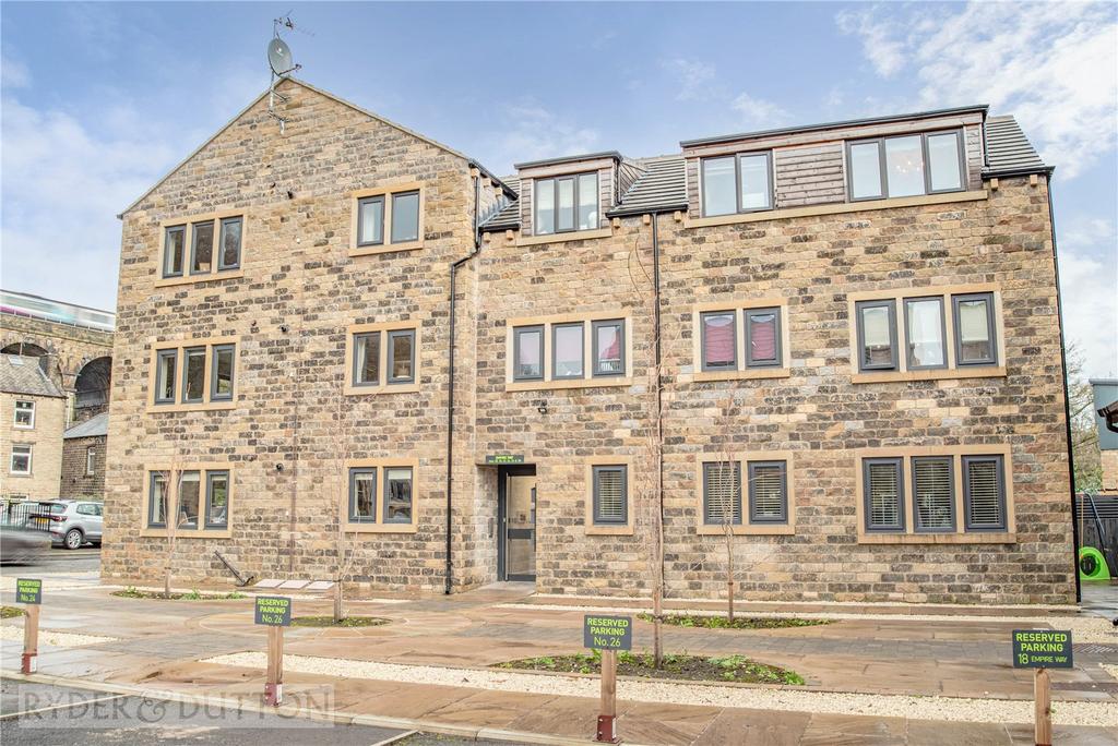 Empire Way, Slaithwaite... 2 bed apartment £180,000