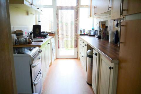 6 bedroom house to rent - Bishops Rise, Hatfield