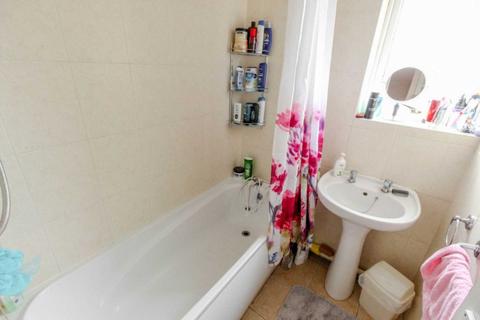 48 De Havilland Close, Hatfield, AL10 0DR