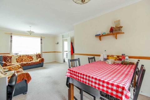 48 De Havilland Close, Hatfield, AL10 0DR