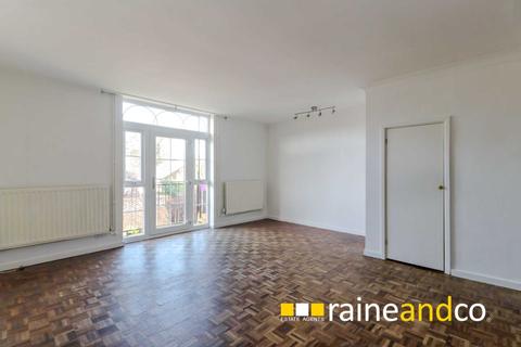 17 Park Close, Hatfield, AL9 5AY