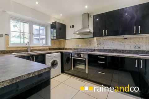 17 Park Close, Hatfield, AL9 5AY