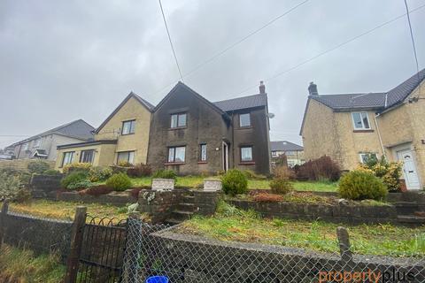 7 Heol Brynteg, Tonyrefail, Porth, CF39 8DL