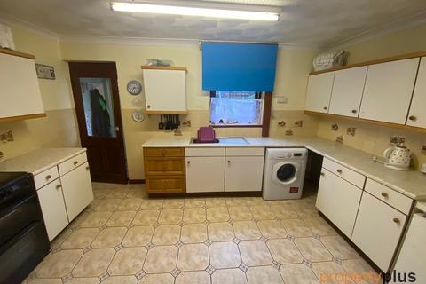7 Heol Brynteg, Tonyrefail, Porth, CF39 8DL