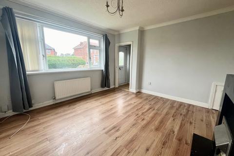 3 bedroom semi-detached house to rent, Glenfield Road, Benton, Newcastle upon Tyne, NE12