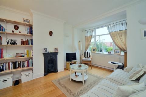 24 Hobart Road, Worcester Park, KT4 8SP