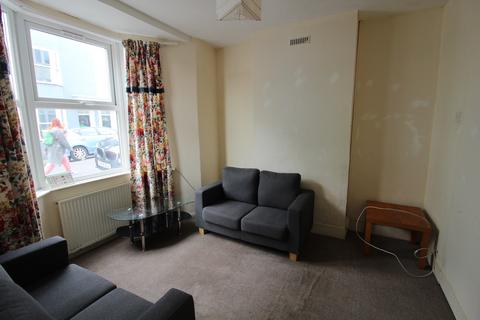 5 bedroom terraced house to rent, Islingword Place, Brighton, BN2