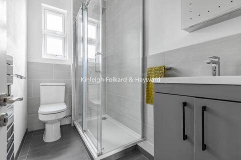 183b Broadfield Road, London, SE6 1TJ