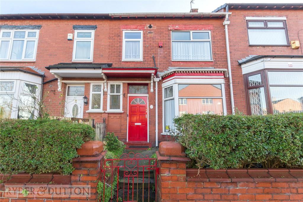 Brewerton Road, Clarksfield, Oldham, OL4 3 bed terraced house £125,000