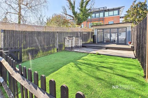undefined, Kingston Road, Leatherhead, Surrey. KT22 7SL