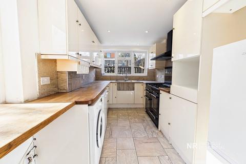 undefined, Kingston Road, Leatherhead, Surrey. KT22 7SL