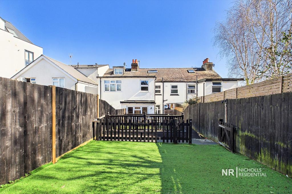Rear Aspect