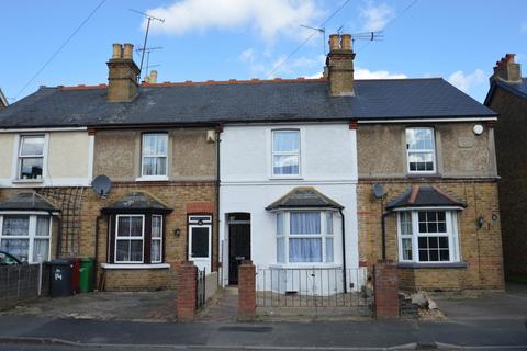 3 bedroom semi-detached house to rent, Montague Road, Slough, Berkshire, SL1
