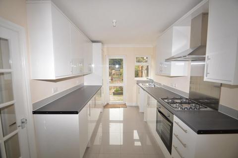 3 bedroom semi-detached house to rent, Montague Road, Slough, Berkshire, SL1