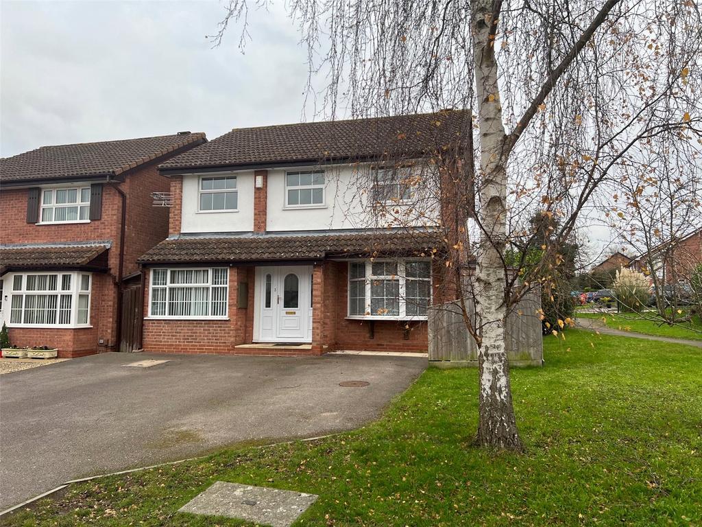 Shackleton Close, Churchdown... 4 bed detached house £400,000