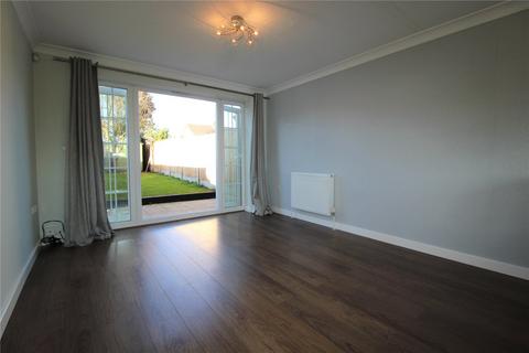 1 bedroom ground floor flat to rent, Wingfield Close, CM13