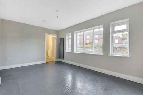 38 Brookside, Collingham, Wetherby, LS22 5AN