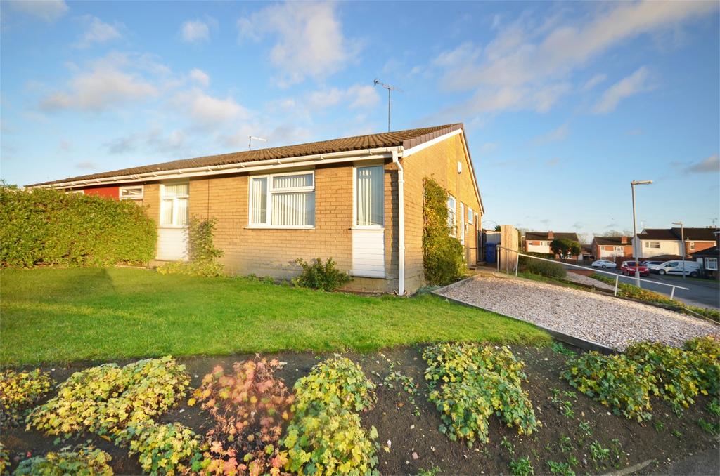 Langham Road, Raunds, Northamptonshire 3 bed semidetached bungalow £245,000