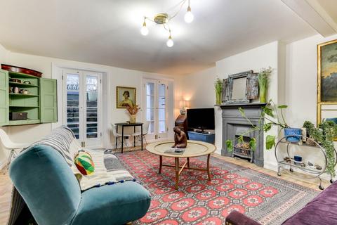 1 bedroom flat to rent, Park Crescent Apartment