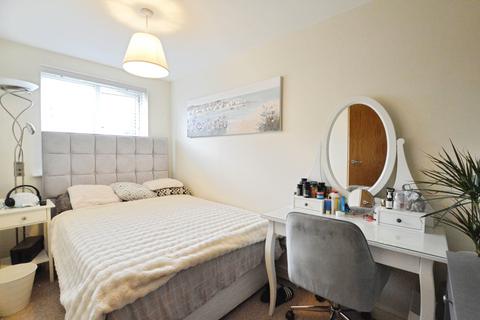 2 bedroom flat to rent, Sir John Newsom Way, Welwyn Garden City, AL7