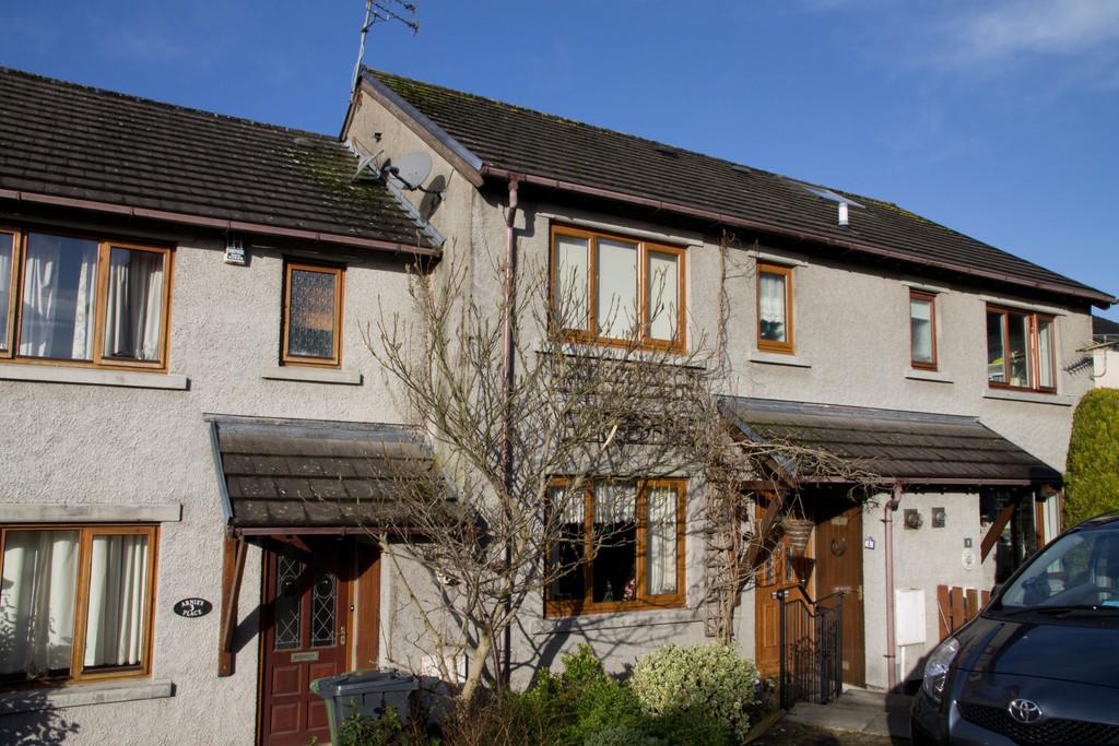 2 Maychells Orchard, Allithwaite... 3 bed terraced house £220,000