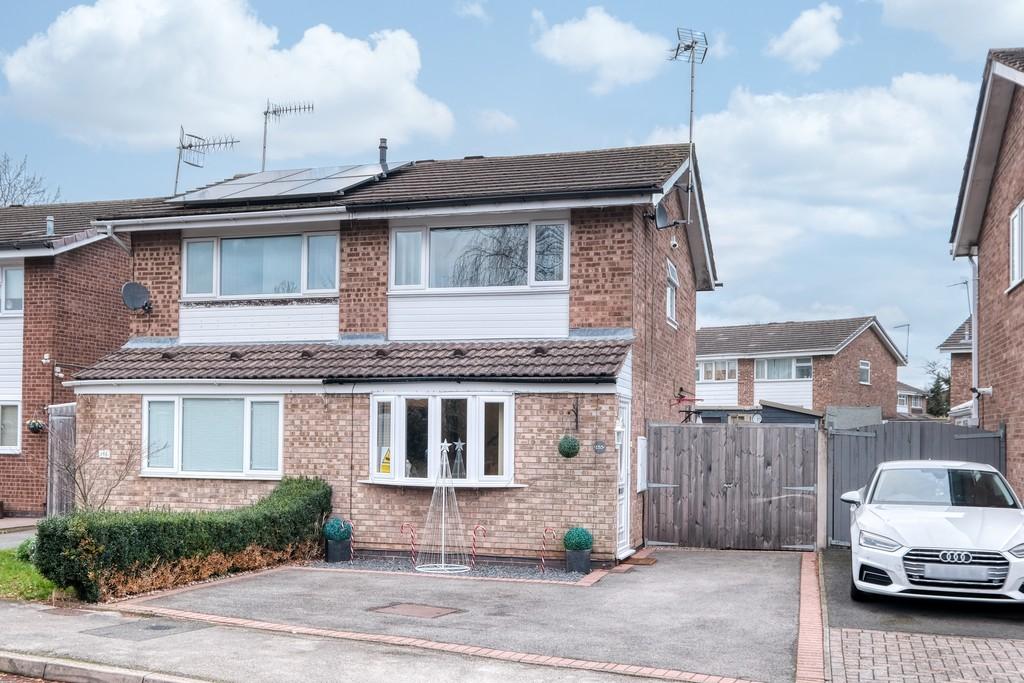 Donnington Close, Church Hill South, Redditch 2 bed semidetached house